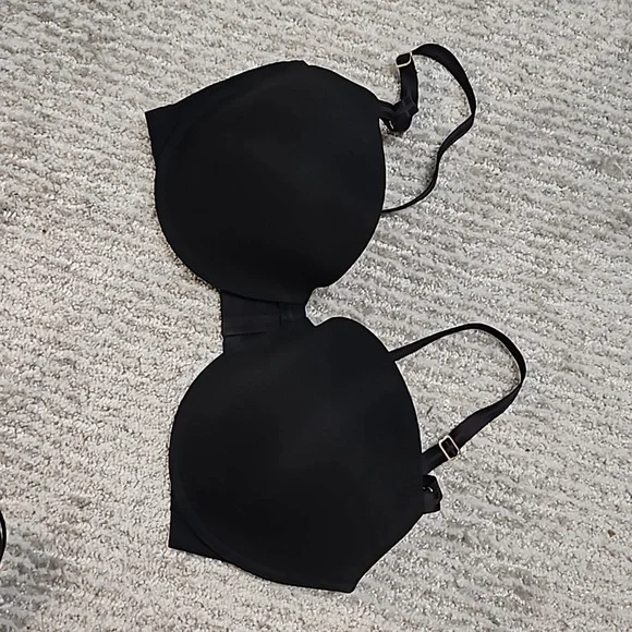 Natori & Chantelle Bra Bundle, 34DD - Picture 5 of 15